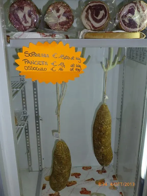 Agriturismo Ae Noseare トッリ・ディ・クアルテゾーロ 0*,