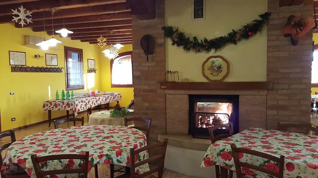 Agriturismo Ae Noseare トッリ・ディ・クアルテゾーロ